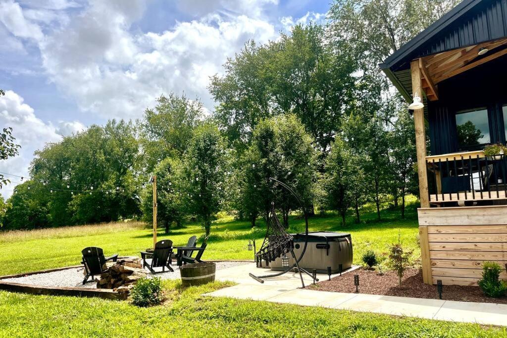 #4 Kentucky Bourbon Trail Bourbon Barrel Cottages Lawrenceburg Eksteriør bilde